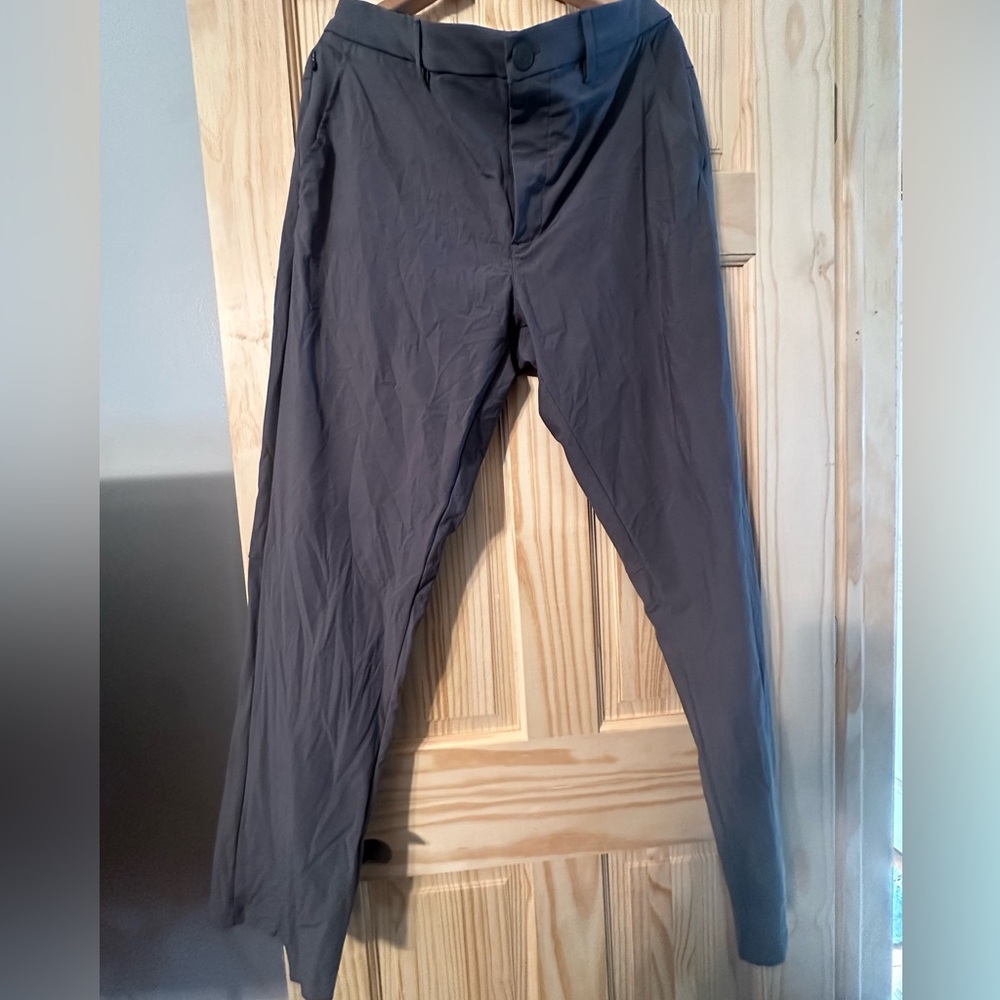 CHAPS Golf Grey Pants 36x30 Like New